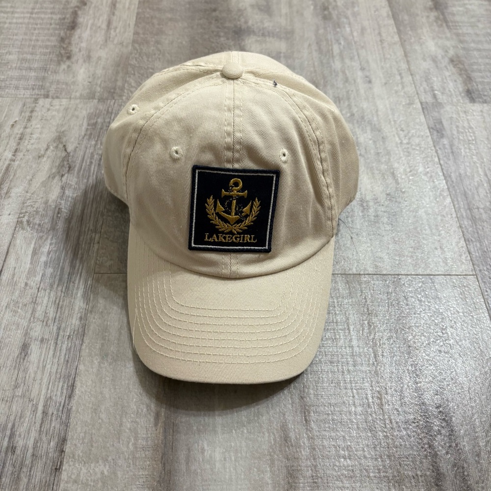 Lake Girl Hat